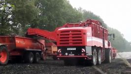 Grimme Rexor 630 bietenrooier tijdens demo in de motreg