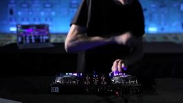 Native Instruments Traktor S2 MK2 دی جی کنترلر