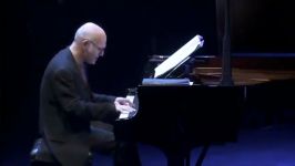 اجرای دو قطعه احساسی غمناک Ludovico Einaudi