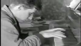 Glenn Gould Plays Bach