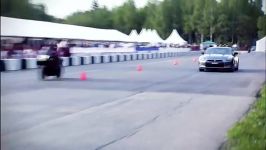 Nissan GT R vs Suzuki Hayabusa