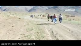 صعود طلاب حوزه علمیه قم به قله کرکس اصفهان