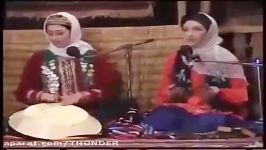 اهنگ گیلکی صدای ناصر وحدتی در یک کنسرت محلی