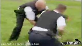 صحنه های تکان دهنده ای خشونت پلیس بریتانیا