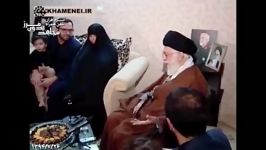 حضور رهبر انقلاب در منزل شهید حاج حسین همدانی