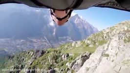 پرواز 2500 متری Wingsuit