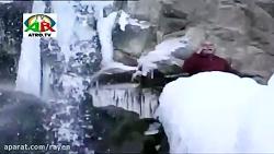 آبشار راین در زمستان