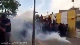 گاز اشک آور علیه تظاهرات کنندگان در بغداد