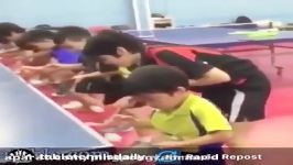 بازی تمرین پینگ پنگ لبه میز در مدارس پینگ پنگ چین