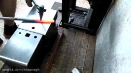 ویدیویی دیگر روش ساخت یک انبر قطعه گیر آهنگری