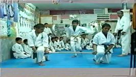 اجسام شکنی خردسالان باشگاه کیوکوشین کاراته سلیمانی .