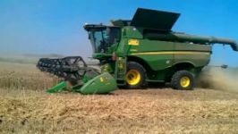 combine John Deere