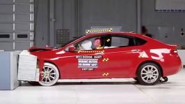 تست تصادف  2013 Dodge Dart moderate overlap IIHS