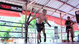 آموزش Muay Thai در یو اف سی استاد پیر