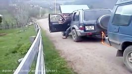 Mitsubishi Pajero VS Land rover discovery