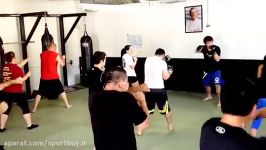 آموزش تناسب اندام آمادگی در Kickboxing