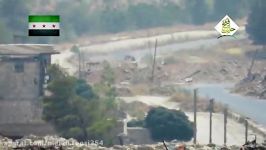 هدف قرار دادن نفربر ارتش سوریه موشک ضد تانک تاو