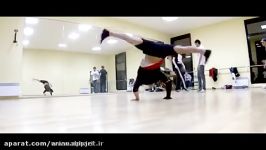 BBOY MARCIO ELBOW SPIN