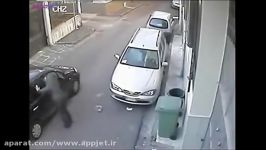 سرقت ضرب شتم دختر جوان در خیابان خلوت توسط کیف قاپ 