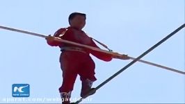 رکورد راه رفتن روی طناب توسط چینی ها شکسته در گینس ثب