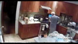 حادثه مخوف عجیب آتش گرفتن پیرزن بیچاره در آشپزخانه