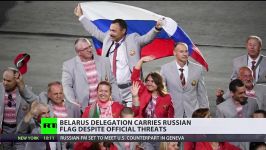 ورزشکار تیم پارا المپیک بلاروس پرچم روسیه را برافراشت