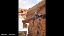 شوخی سرباز عراقی تک تیرانداز داعش