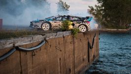 حرکات نمایشی ماشین Ken Block