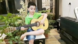اجرای اهنگ تولد گیتار توسط امیرحسام