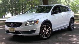 2015 Volvo V60 T5 AWD Cross Country  Review