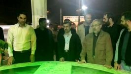 حضور دکتر احمدی نژاد در مزار شهدای مدافع حرم اهواز
