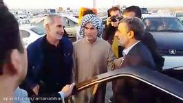 خوش بش صمیمانه احمدی نژاد زوار در مرز چذابه