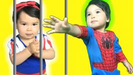 Snow White Baby Rescued by Spiderbaby w Joker Police Spiderman Frozen Elsa