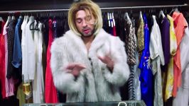 Caucasian Living with Joanne The Scammer