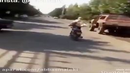 ویراژ دادن دختر ایرانی موتور تو خیابون