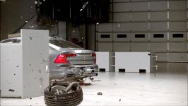 ► 2017 Volvo S90  Crash Test