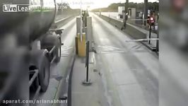 منفجر شدن تانکر در جاده
