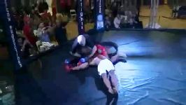 ناک اوت در عرض 8 ثانیه در mma