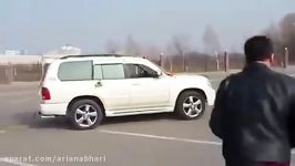 TUG OF WAR LEXUS LX470 vs BMWX5