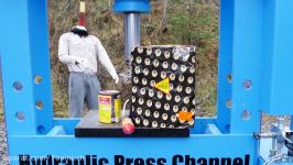 Crushing fireworks with hydraulic press