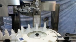 Automatic rotary capping machine for triggers MIRAY 1  Detergents