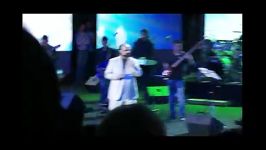 اجرای فوق العاده زیبای ترانه تکیه بر باد توسط استاد محمد اصفهانی کنسرت 13 تیر 92