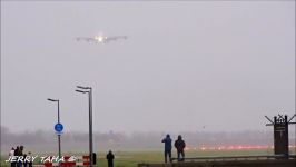 STORM SCHIPHOL  EMIRATES A380 A6 EEW Spectacular Landing