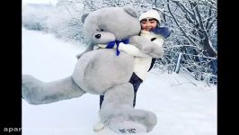 معروف شدن دختر روسی به خاطر ابروهای پهن