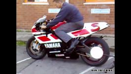 Yamaha RD500 exhaust sound and acceleration pilation