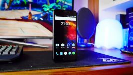 Umi Plus E Review  6GB RAM Monster Smartphone