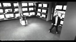 Viral Video  Thief Caught On Camera Stealing LG TV