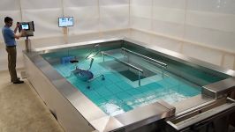 Hydrophysio movable swimming pool