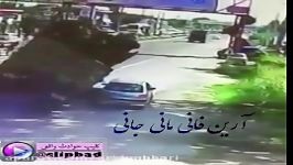 چپ كردن كامیون بر روی پراید پژو ٢٠٦ در شمال