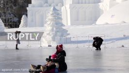 China Ice festival wows tourists in Harbin